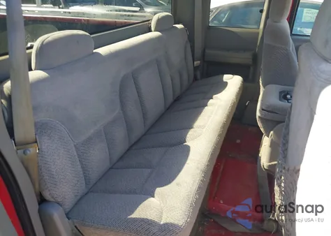 1998 Chevrolet C1500 Fleetside from USA, damaged, VIN 2GCEC19R7W1188467